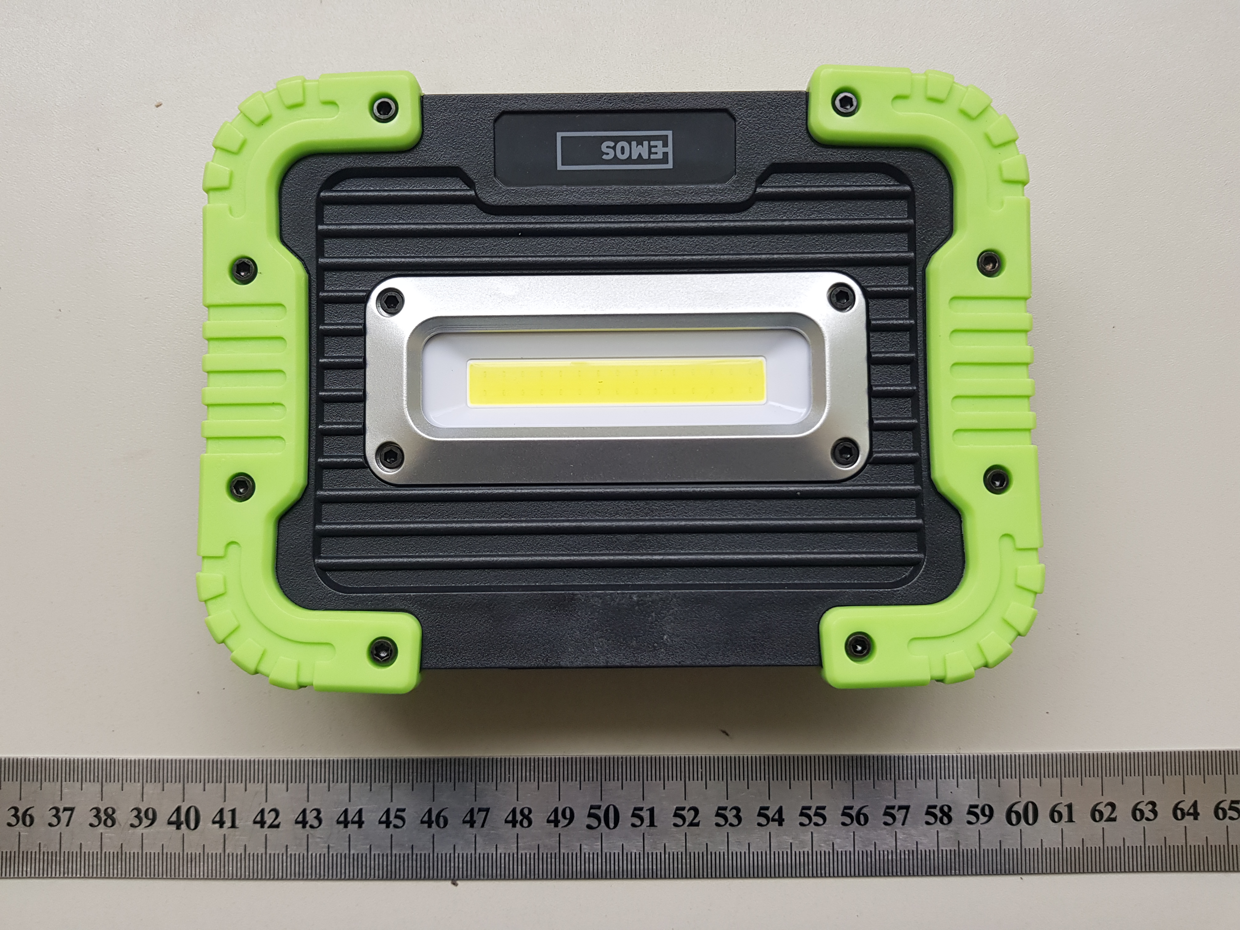 Nabíjecí reflektor LED (P4533 + COB LED) se stativem 