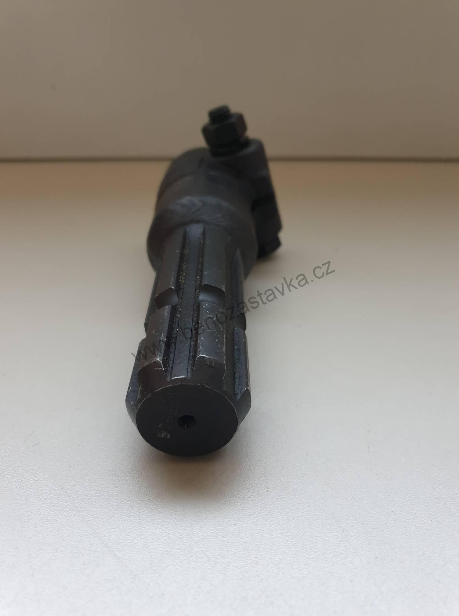 Nástavec se svěracím šroubem 1 1/8" 6 zubů – 1 3/8" 6 zubů GRANIT