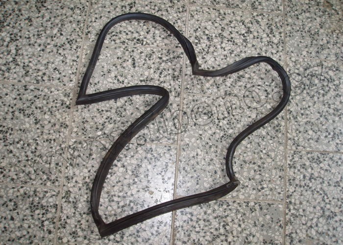 Těsnění zadní levé - Zetor URI