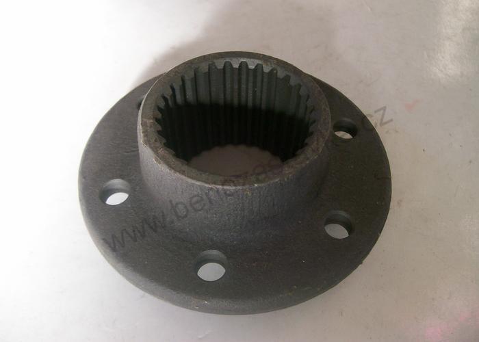 Unašeč lamely pomocného náhonu - Zetor URI