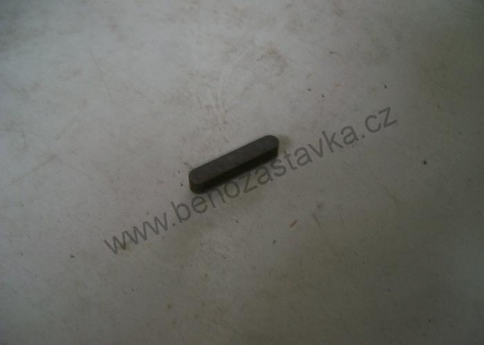 Pero 4H9x4x20 - Zetor 997846