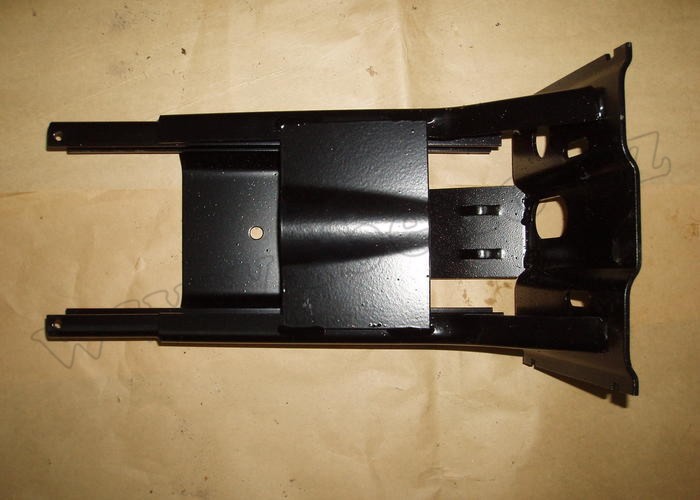 Stojan, nosič sedadla  - Zetor URI