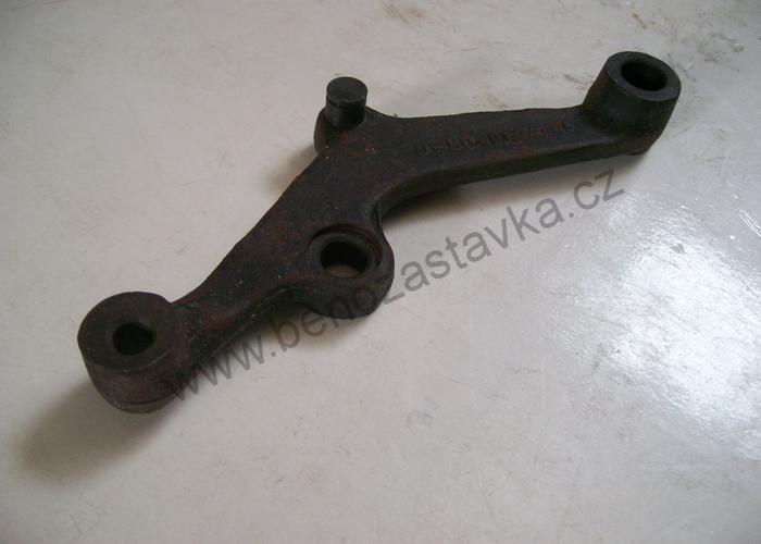 Hlavní páka - Zetor URII