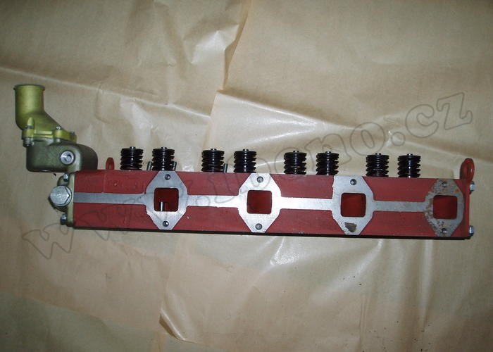 Hlava s ventily - Zetor URIII