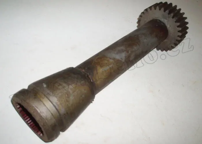 Vývodový hřídel úplný - Zetor URI