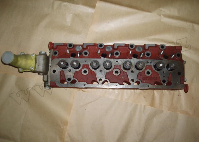 Hlava s ventily - Zetor URIII