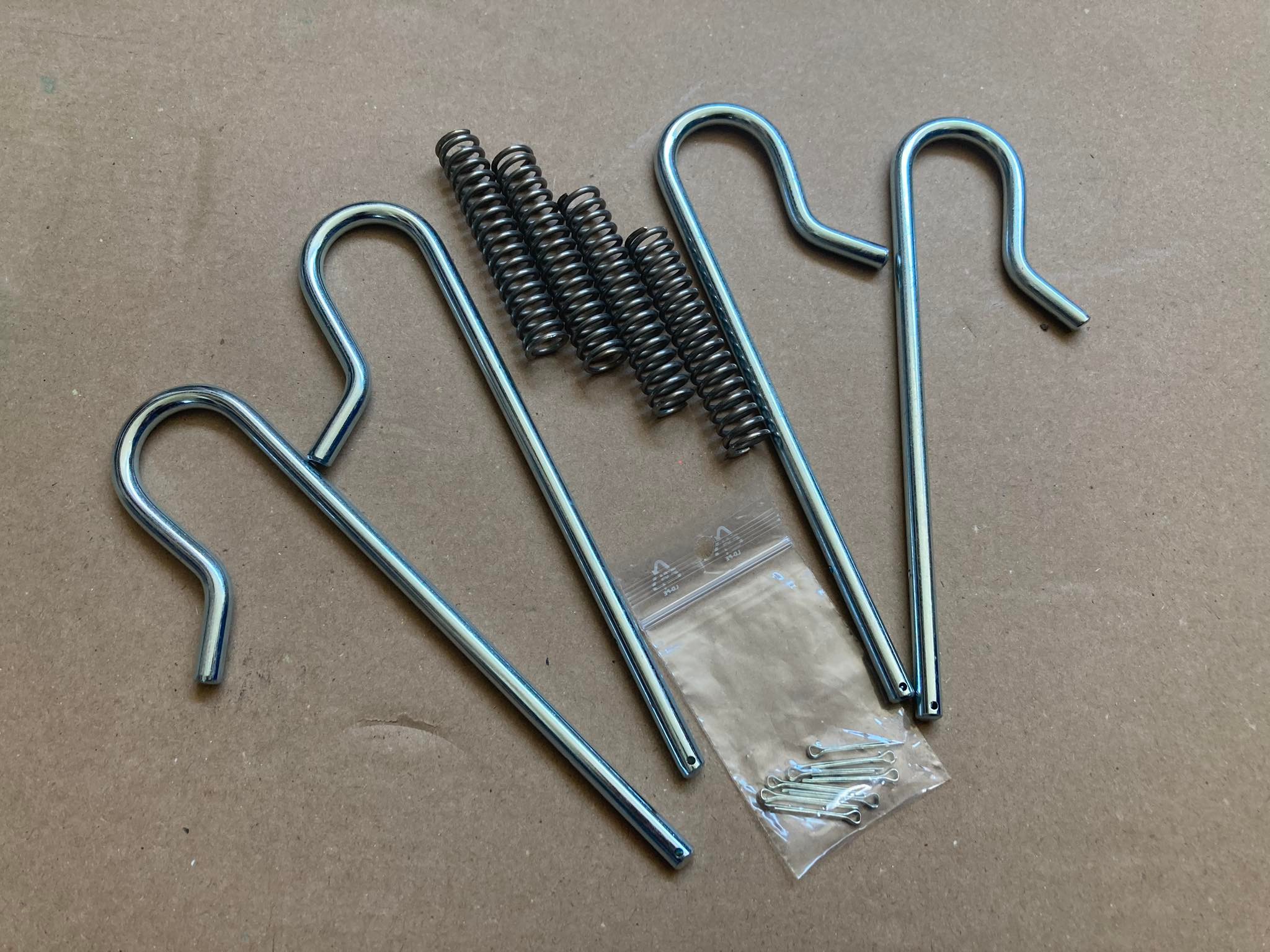 Sada na uchycení kapoty - Zetor 25 A/K