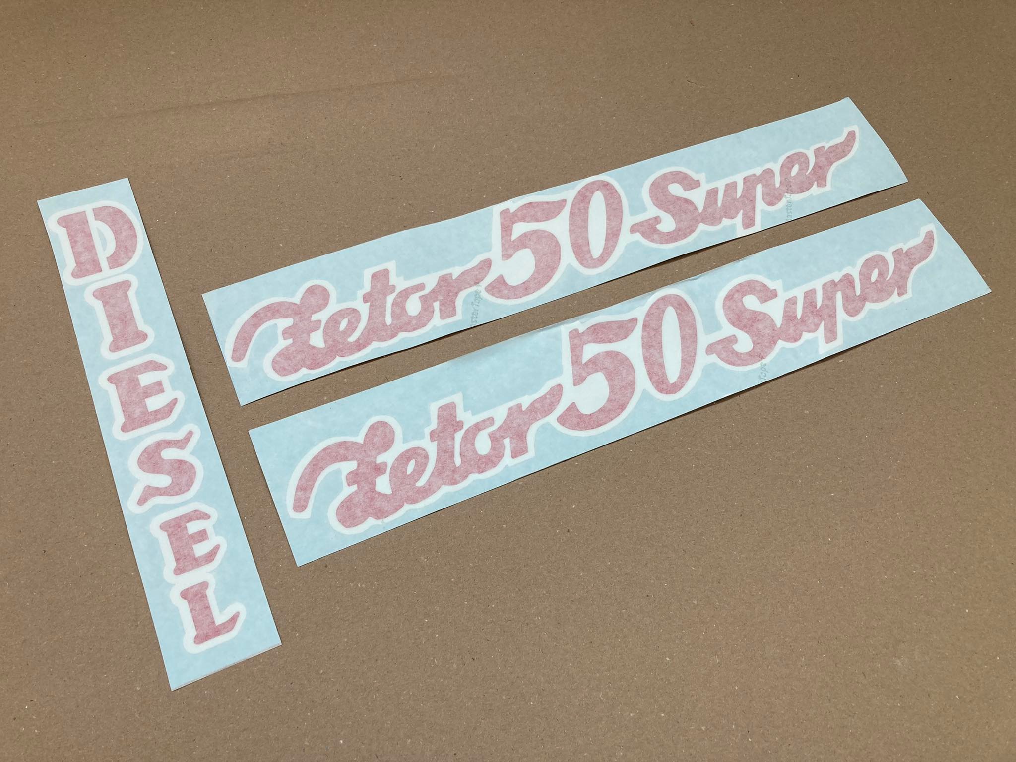 Sada červených nápisů - Zetor Super 50