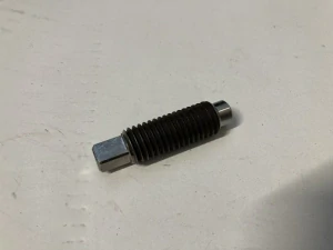 Stavěcí šroub brzdové čelisti - Zetor 25 A/K