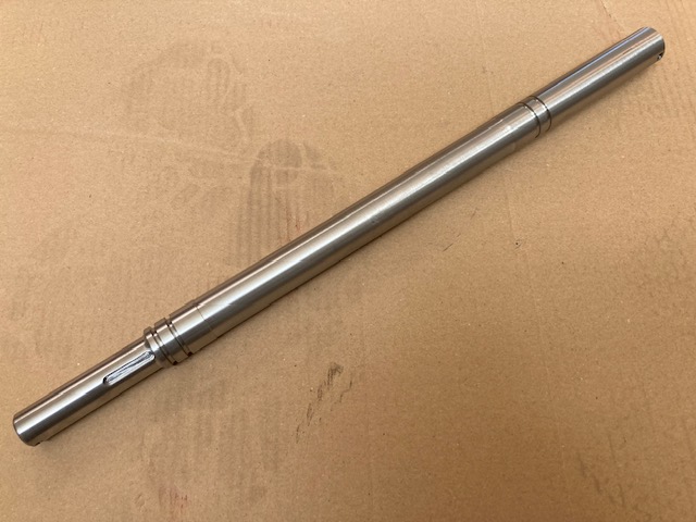 Hřídel nožní páky s přidanými drážkami - Zetor 25 A/K