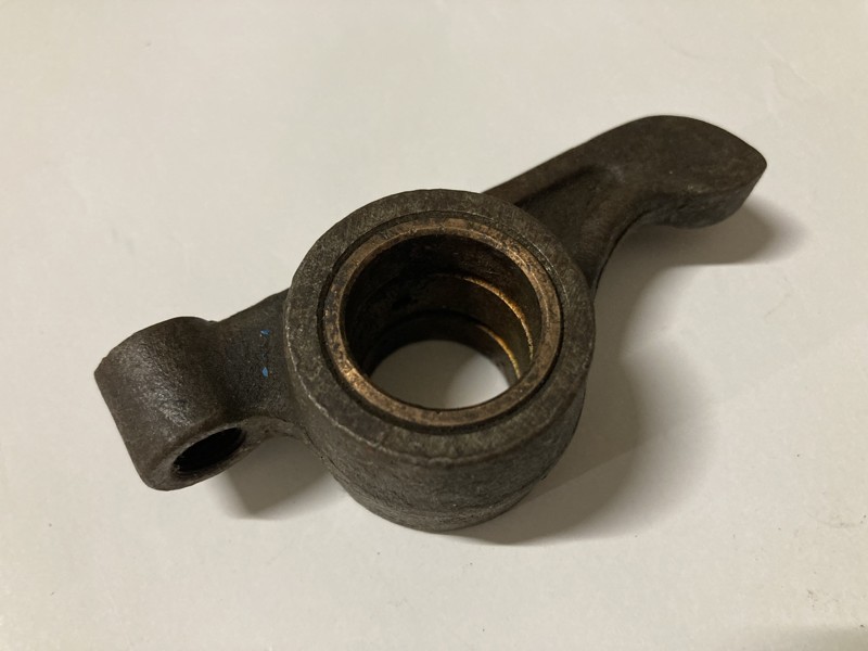 Vahadlo ventilu s pouzdrem - Zetor Super 50