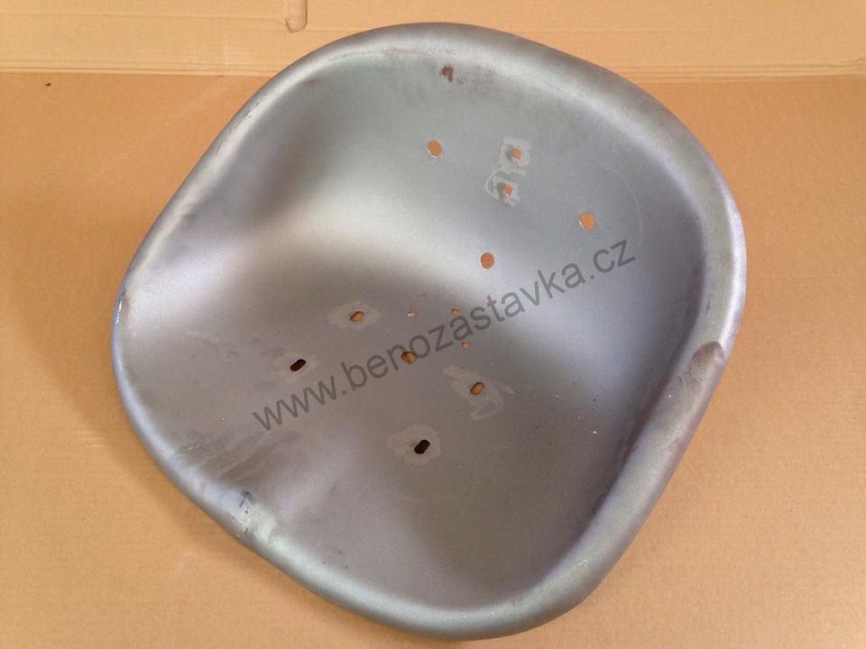 Sedadlo plechové originál CZ, lavor - Zetor