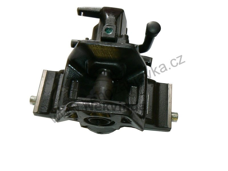 Nosič s automatickou hubicí - čep pr. 40mm - Zetor URIII