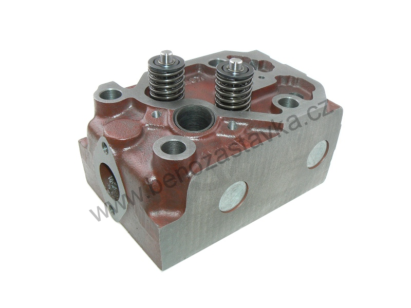 Kompletní hlava válce  Zetor 4911 5011 5211 5245 5213 5243 3320 3340