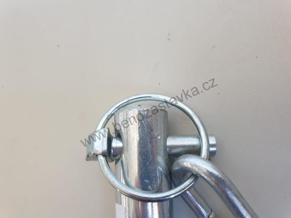 Čep s řetězem - UR II 8011-16245