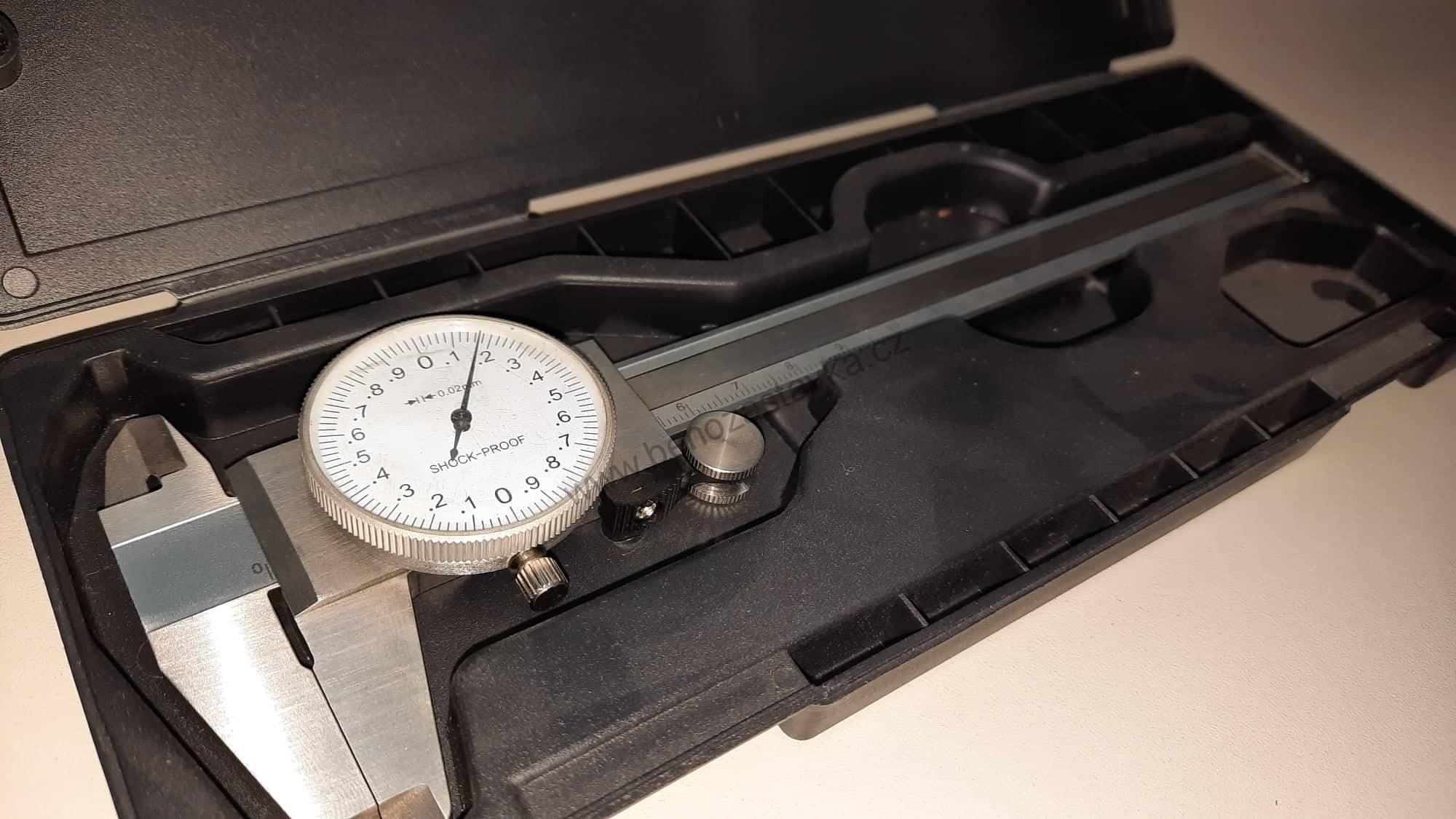 Posuvné měřítko/šuplera - 150 mm - číselný ukazatel - DIN 862 - Fervi