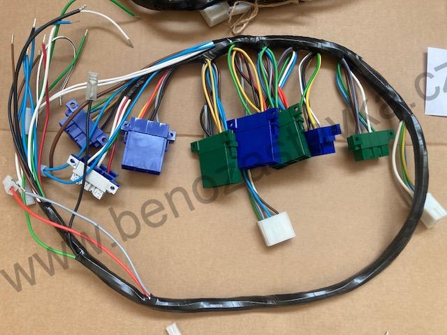 Kabeláž kompletní elektroinstalace - Zetor URI
