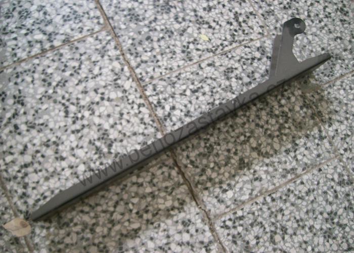 Zadní příčka úplná - Zetor URIII