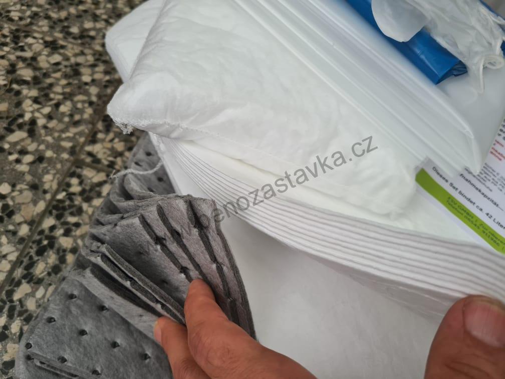 Pohotovostní taška V400 - havárie oleje/ropy - 42 l