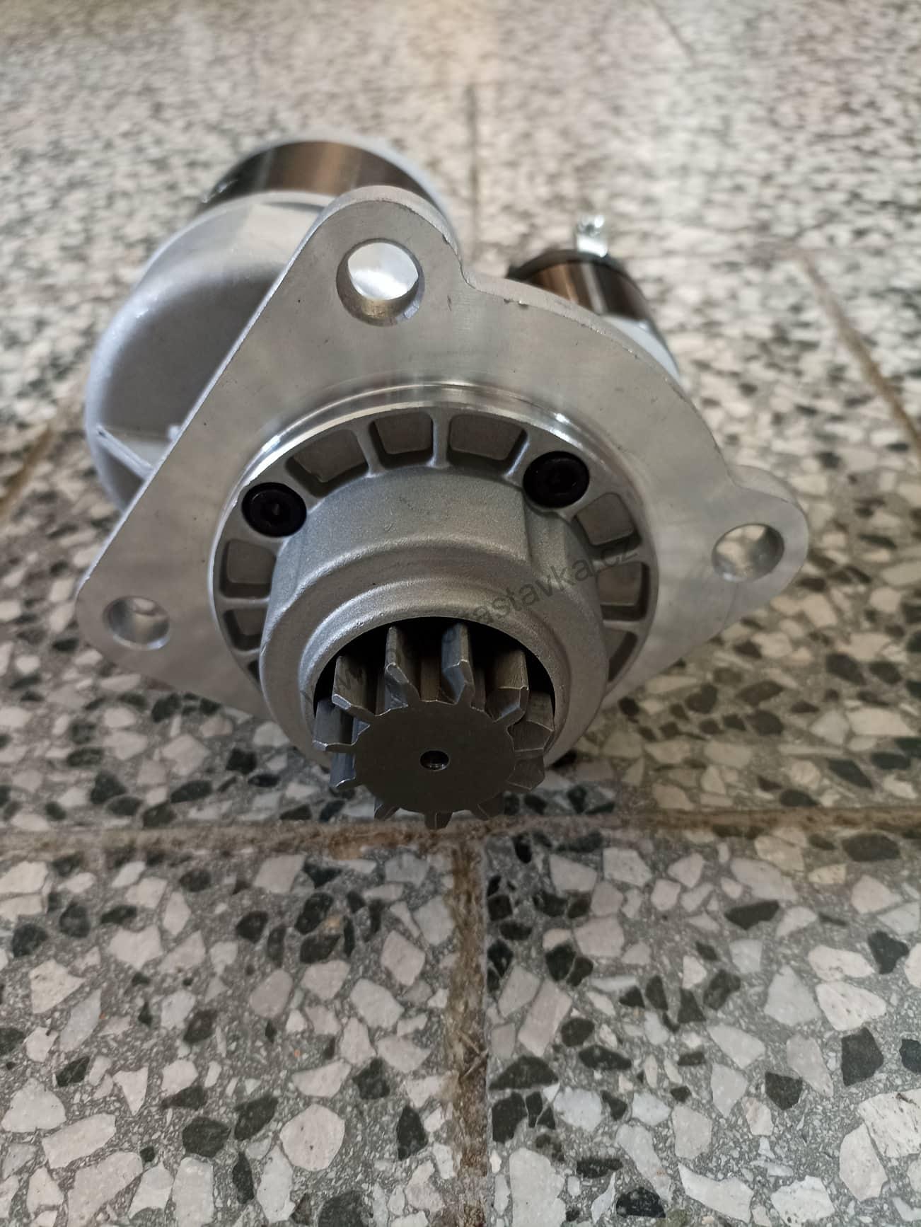 Startér, Spouštěč úplný - Zetor URI