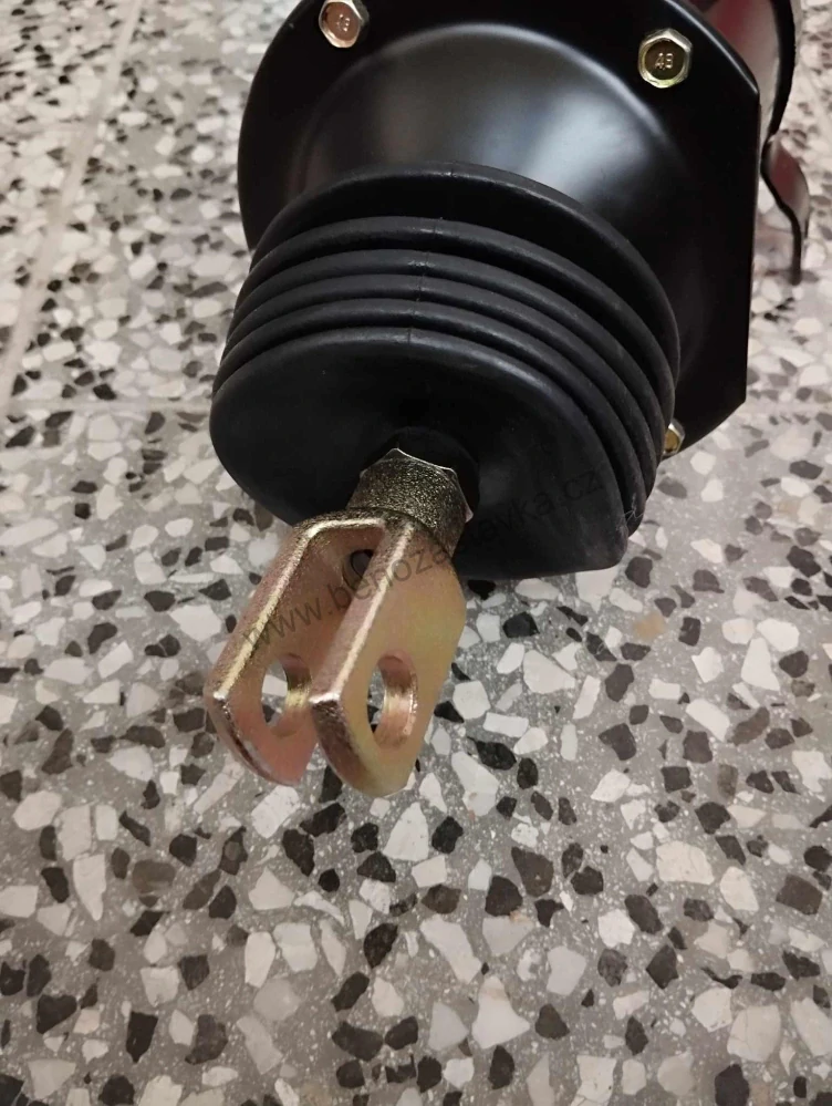 Brzdový válec (vlečka) 100mm