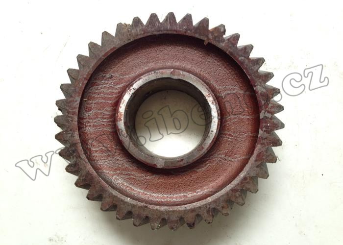 Hnané kolo redukce - Zetor URIII