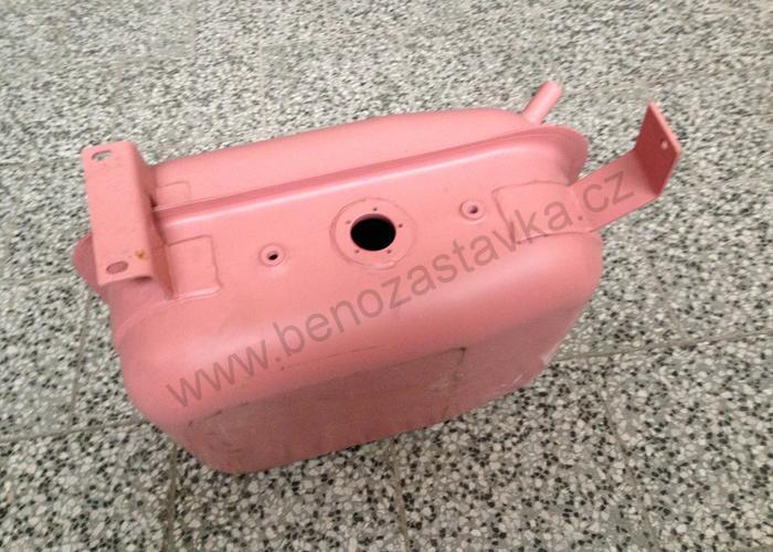 Přídavná nádrž - Zetor URIII