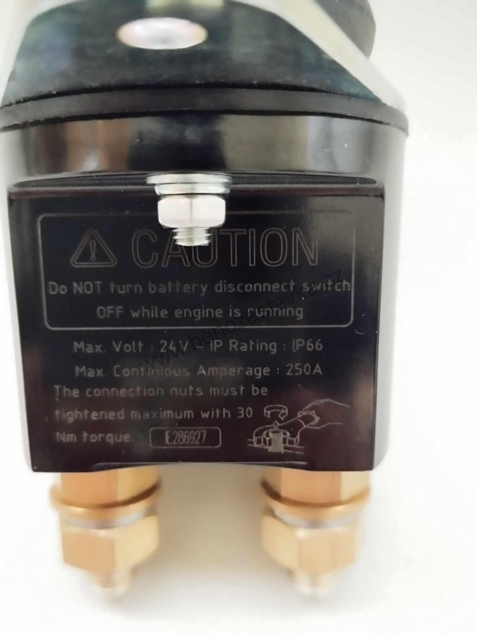 Odpojovač baterie 12/24V IP66