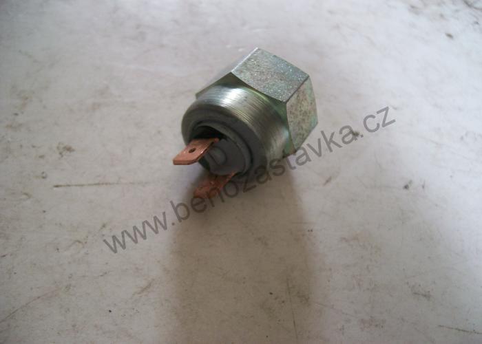 Brzdový spínač kapalinový 300-600kPa 12/24V 2,5A - Zetor