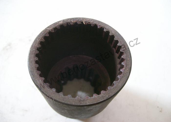 Řadící objímka - Zetor URIII