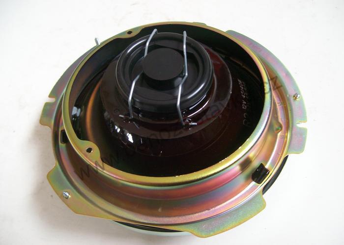 Světlomet pravý v masce, 130mm - Zetor URI