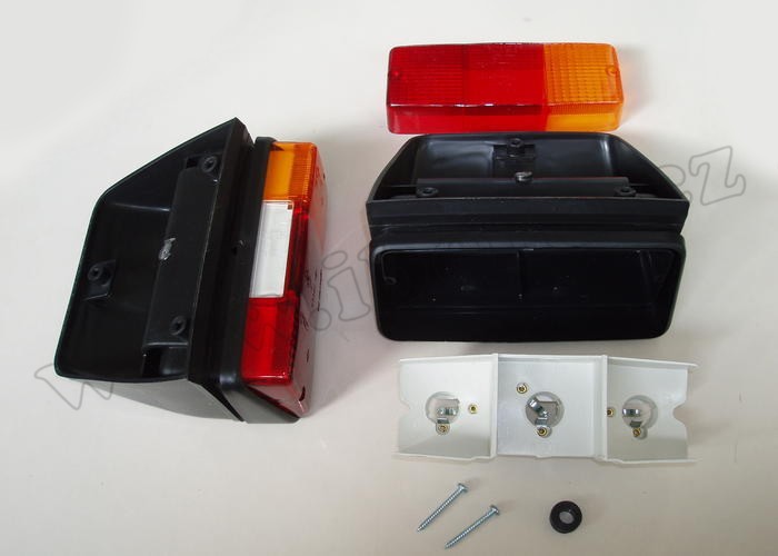 Levé zadní světlo s osvětlením SPZ - Zetor 2511 3511 4511 5511 5611